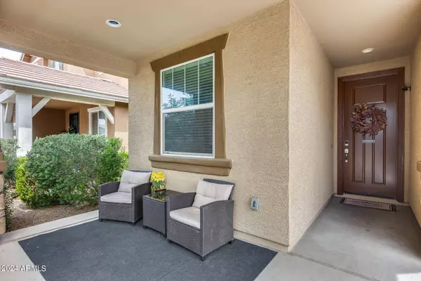 7240 E OLLA Avenue, Mesa, AZ 85212