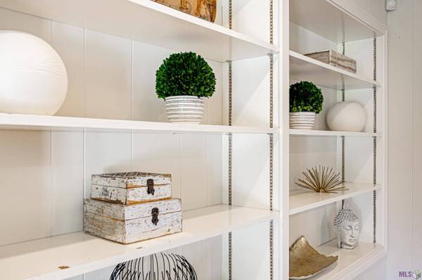 692 BROMLEY DR, Baton Rouge, LA 70808