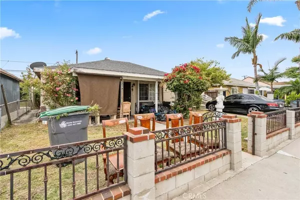 372 E 228th ST, Carson, CA 90745