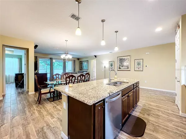 4002 NIGHT HERON DR, Sanford, FL 32773