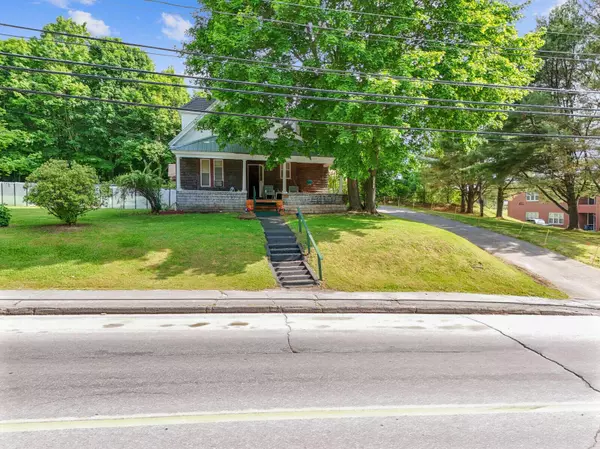 221 Main ST, Madison, ME 04950