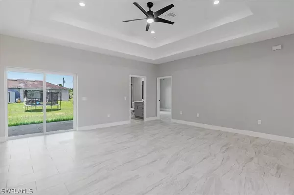 1205 Sunniland BLVD, Lehigh Acres, FL 33971