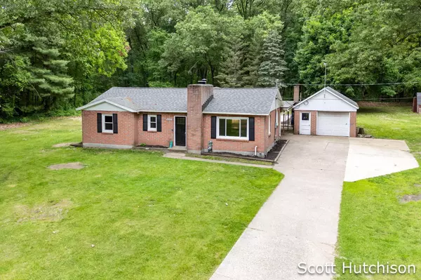 13163 Old 14 Mile NE Road, Greenville, MI 48838