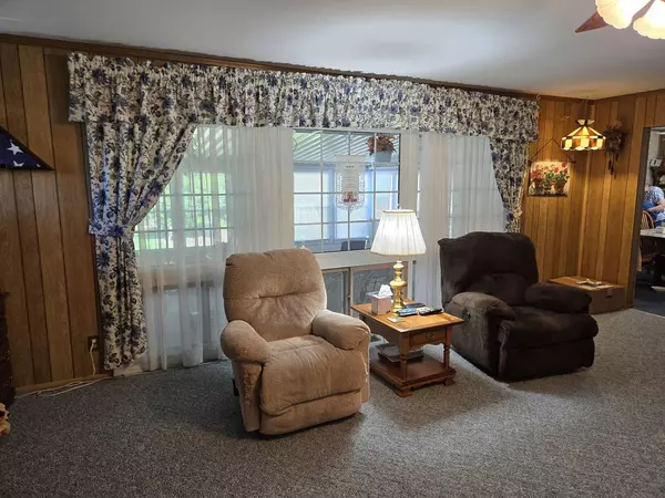 15211 Hamlin AVE, Midlothian, IL 60445