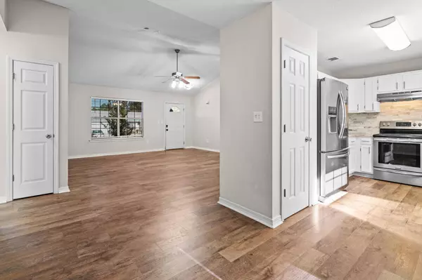 520 Hyde Park Drive, Crestview, FL 32539