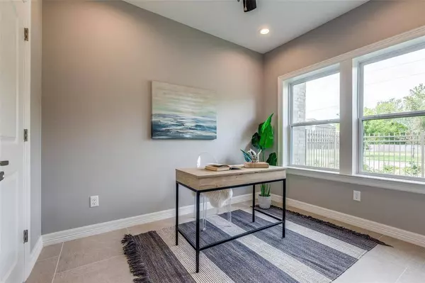 5262 Ella #300 A/B, Houston, TX 77018