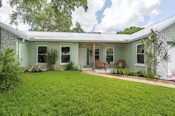 1763 Ayshire DR, Titusville, FL 32796