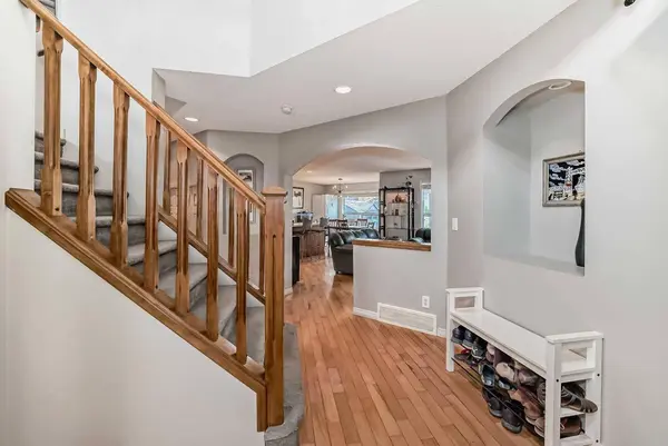 559 Auburn Bay HTS SE, Calgary, AB T3M 1L1