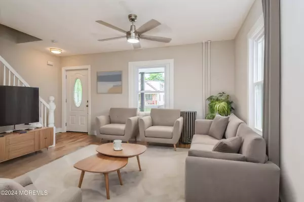 27 Bank Street, Red Bank, NJ 07701