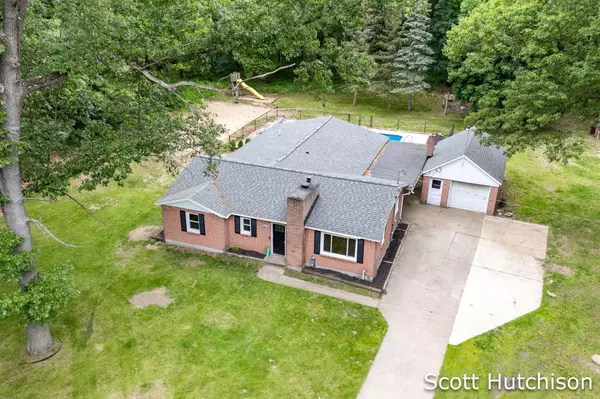 13163 Old 14 Mile NE Road, Greenville, MI 48838