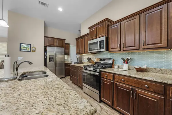 6085 Walk Along Way Way, Crestview, FL 32536