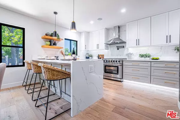 4722 Greenbush AVE, Sherman Oaks, CA 91423