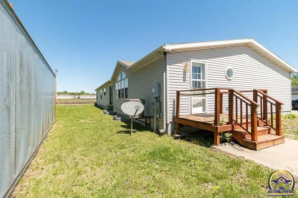 133 NW Reo ST, Topeka, KS 66617