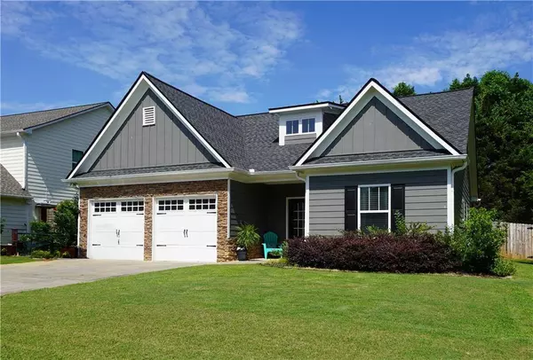 96 Mercer LN, Cartersville, GA 30120