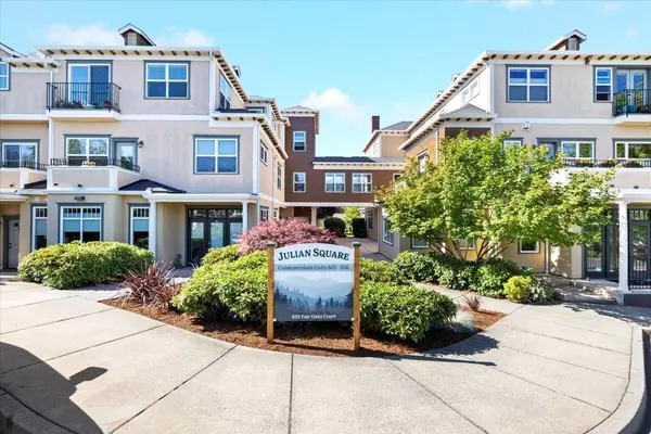 622 Fair Oaks Ct, Ashland, OR 97520