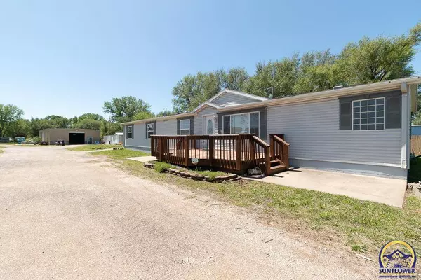 133 NW Reo ST, Topeka, KS 66617