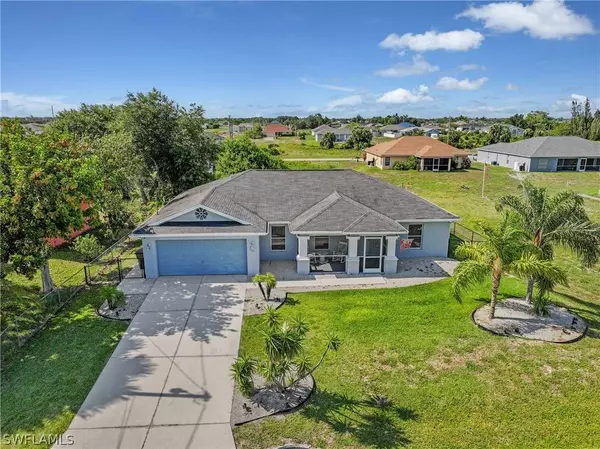 4216 30th ST SW, Lehigh Acres, FL 33976