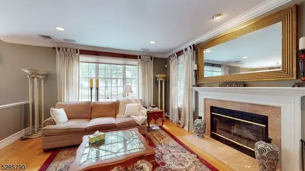 5 Manor Dr, Sparta Twp., NJ 07871