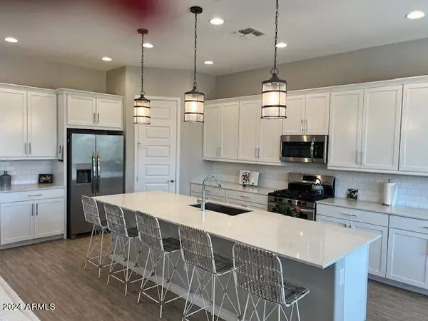 6618 S TANINA Street, Gilbert, AZ 85298