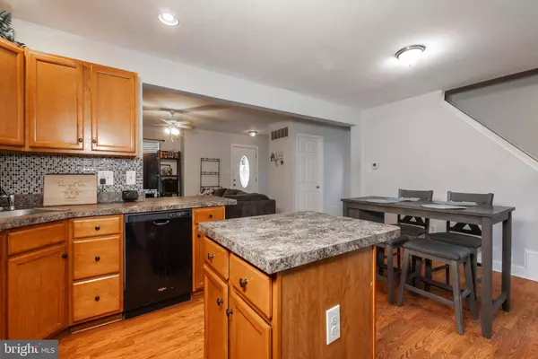 424 BROAD ST, Swedesboro, NJ 08085