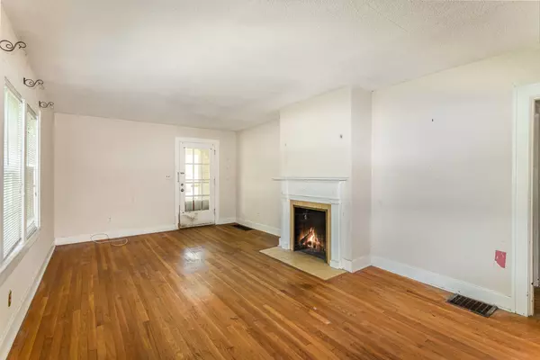 1915 Old Murfreesboro Pike, Nashville, TN 37217