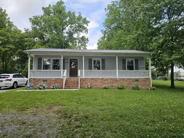 904 Washington St #N, Tullahoma, TN 37388