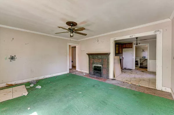 3745 Bonny Oaks Dr, Chattanooga, TN 37406