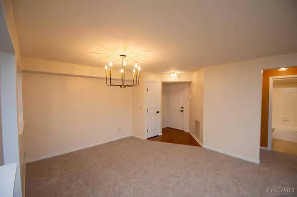 3999 Maplefield Ct #5F, Union Twp, OH 45255