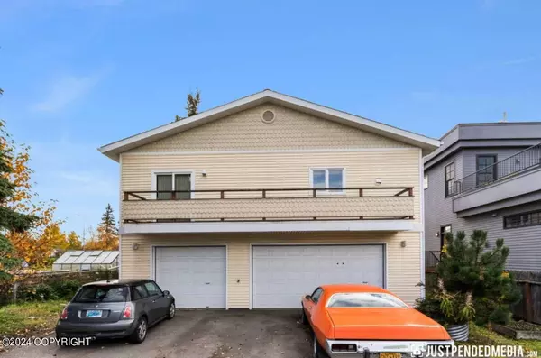 913 W 14th AVE, Anchorage, AK 99501