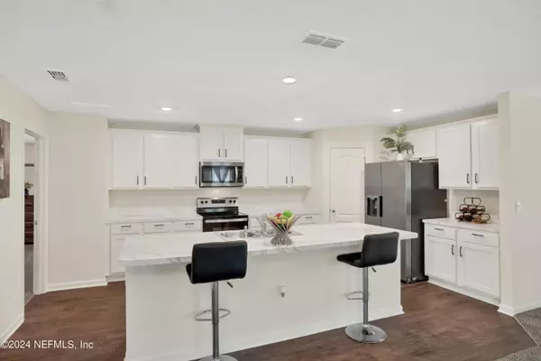 2088 DENTON TRCE, Green Cove Springs, FL 32043