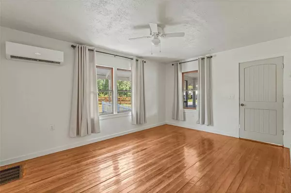 2005 N SPARKMAN AVE, Orange City, FL 32763