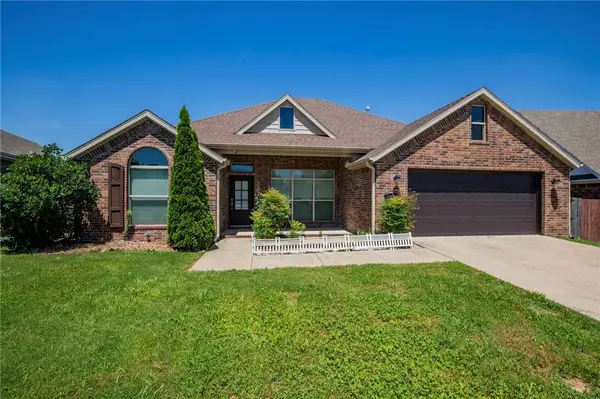 4206 SW Hollyhock St, Bentonville, AR 72712