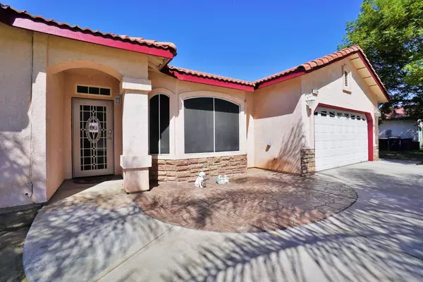 1149 Mission Drive, Lemoore, CA 93245