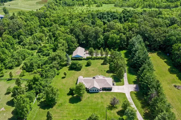 2295 Olmstead Road, West Jefferson, OH 43162