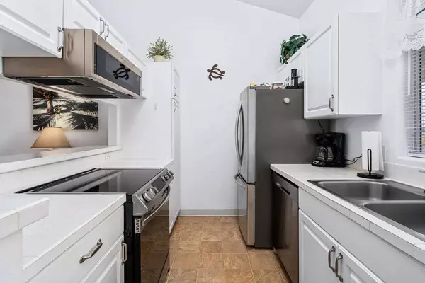 75-6081 ALII DR #T203, Kailua-Kona, HI 96740