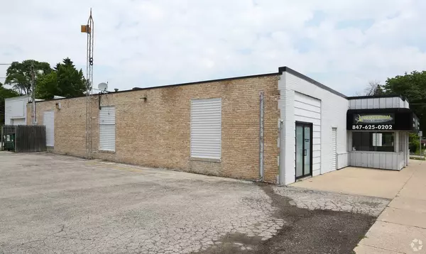 1720 Grand Avenue #A, Waukegan, IL 60085