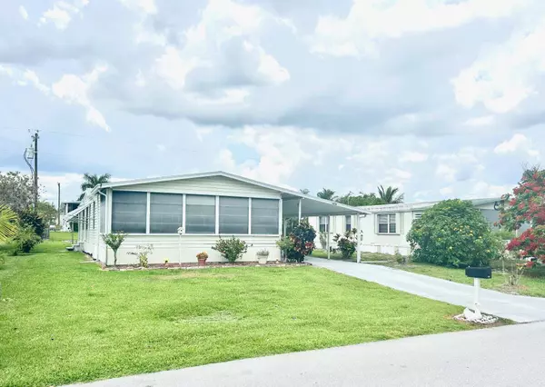 7370 SE Eagle AVE, Hobe Sound, FL 33455