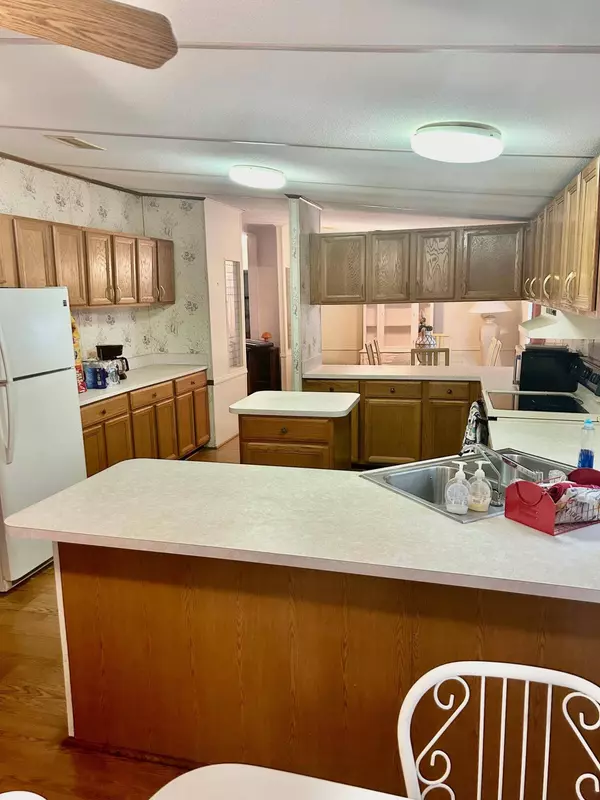 7370 SE Eagle AVE, Hobe Sound, FL 33455