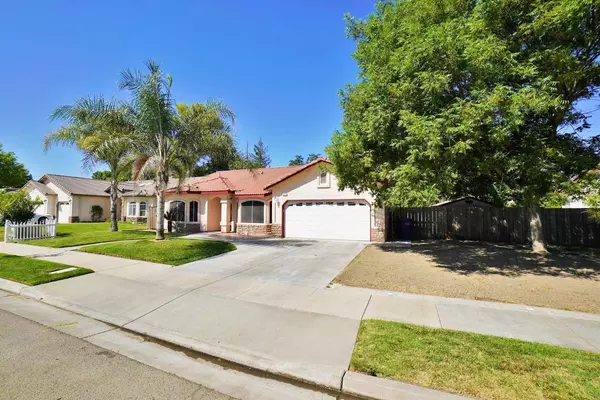 1149 Mission Drive, Lemoore, CA 93245