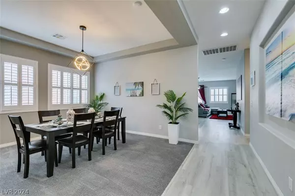 1016 Viale Placenza Place, Henderson, NV 89011