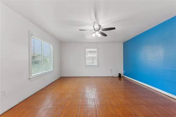 6754 MATHER DR, Marrero, LA 70072