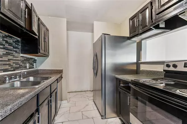 6754 MATHER DR, Marrero, LA 70072