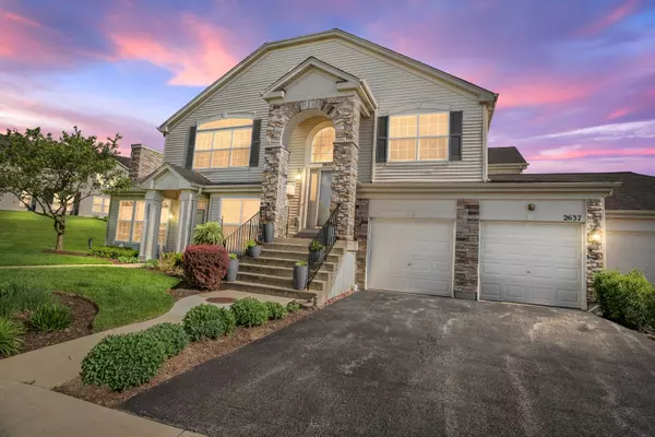 2637 Maple CIR #2637, West Dundee, IL 60118