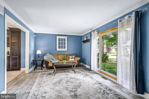 27 VILLA DR, Berlin, NJ 08009