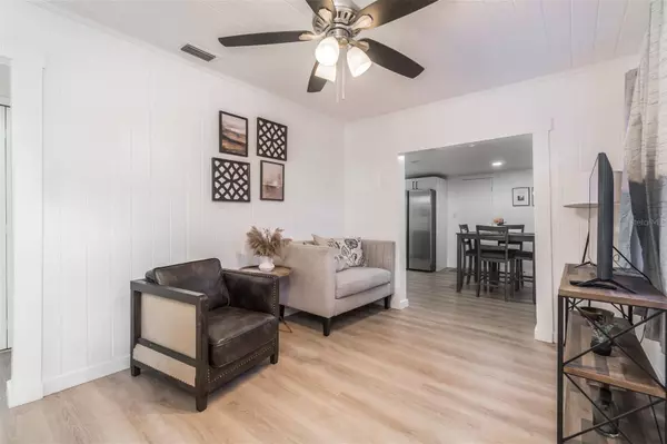 8524 N HIGHLAND AVE, Tampa, FL 33604