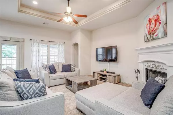 5045 Wild Oats Drive, Fort Worth, TX 76179