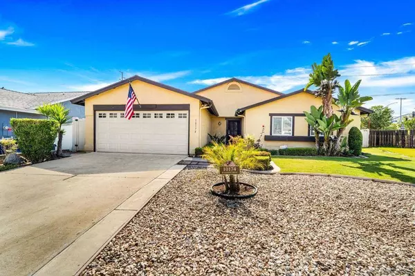 10174 W Glendon Cir, Santee, CA 92071