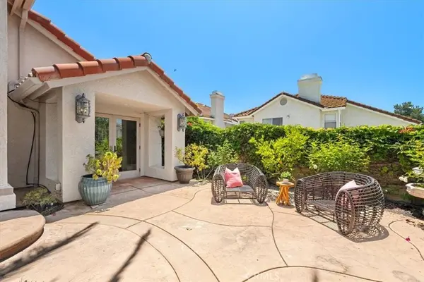 510 Ulverston ST, Oak Park, CA 91377