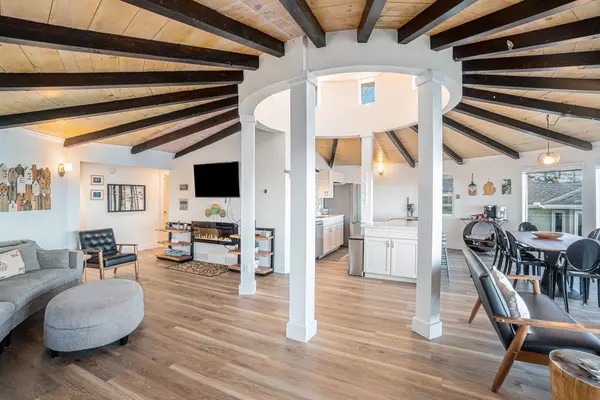 1190 Cherry Drive, South Haven, MI 49090