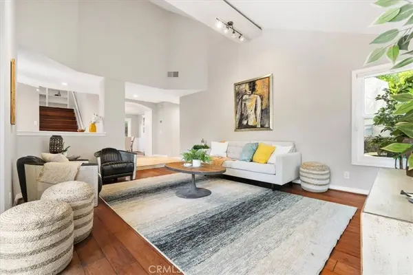 510 Ulverston ST, Oak Park, CA 91377